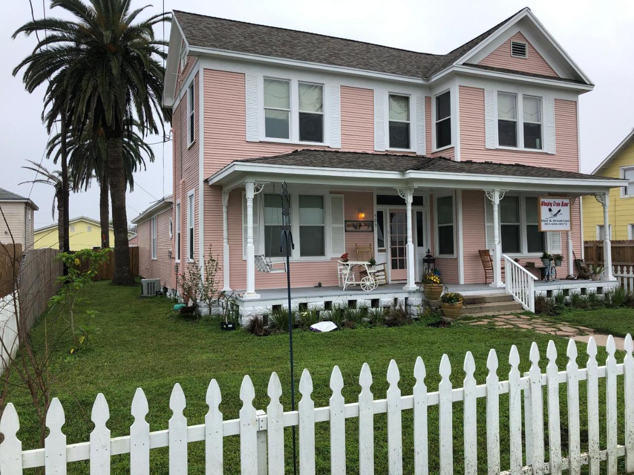 רוקפורט Whooping Crane Manor B & B מראה חיצוני תמונה